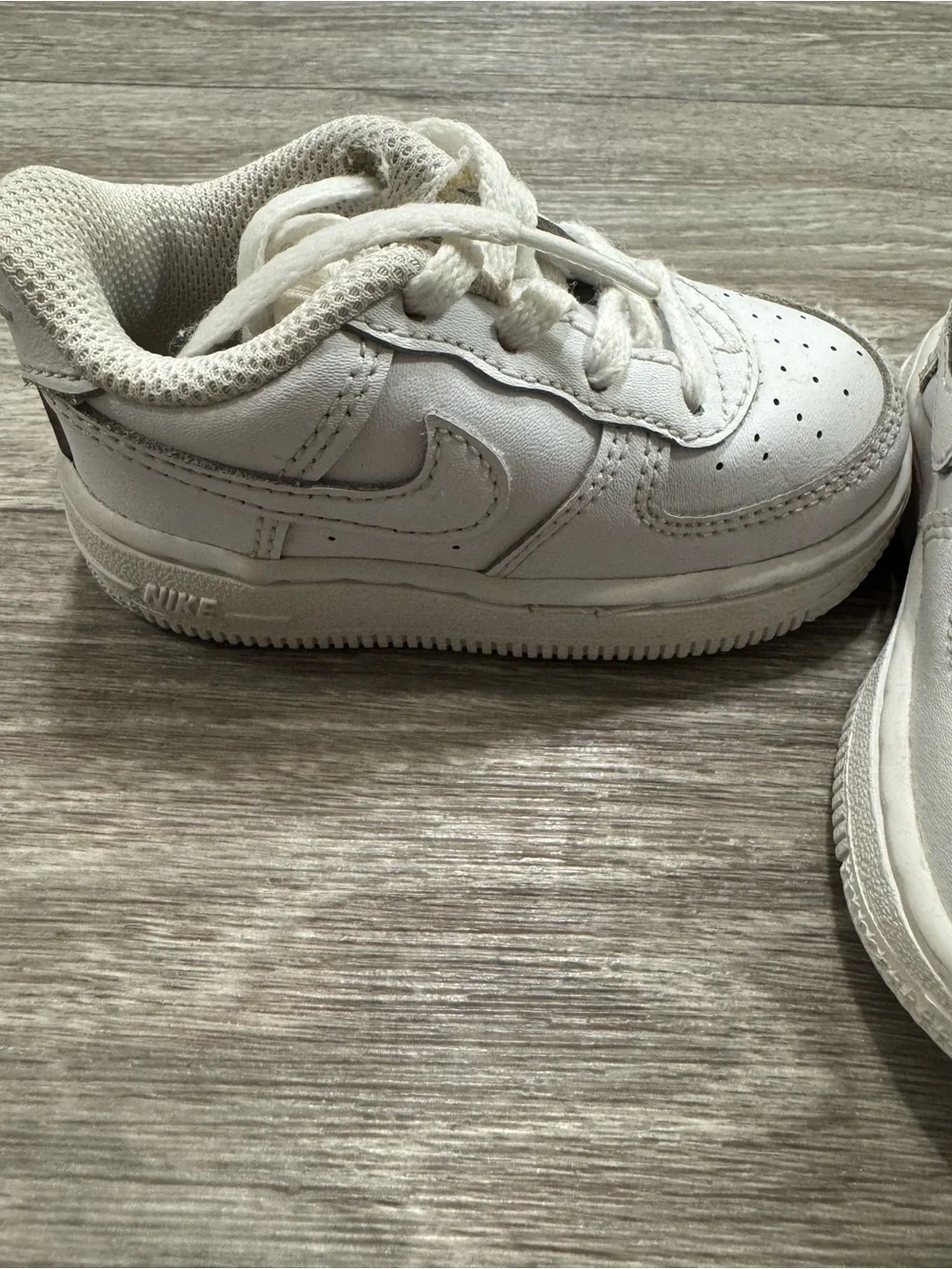 Nike Air Force 1 toddler size 5